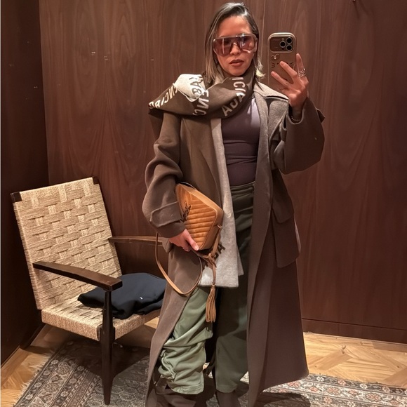 Saint Laurent Tan Suede Quilted Crossbody Bag - Picture 2 of 8